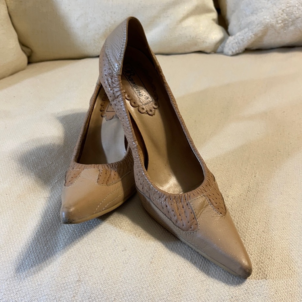 Baroni Vintage Pointed Toe Pumps Size 6